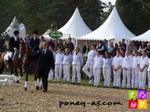 Remise des prix des 4 ans. En tête, la championne Hesselteich’s Desert Rose, photo Pauline Bernuchon