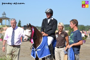 Ulmanie de la Roche (Wb, Miglesey des Cibaudes), championne des 4 ans B sous la selle de Quentin Cros - ph. Pauline Bernuchon