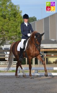 Le champion des 6 ans, Beltmeyer Linaro est gratifié d'un IPO 163, lui aussi sous la selle de Julia Leborgne - ph. Pauline Bernuchon