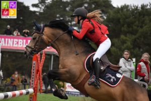 Charlotte et Boticelli dans le Grand Prix des 7 ans du BIP - ph. Poney As