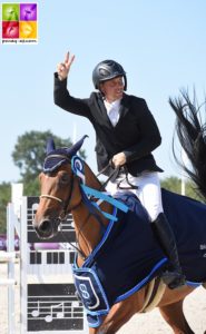 Pas une faute de la saison pour la championne de France des 6 ans D Donna Regina de Twin, montée par Mathieu Laisney - ph. Poney As