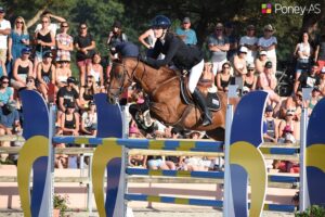 Axelle Pottier et Vvalnut Grove du Péna – ph. Poney As