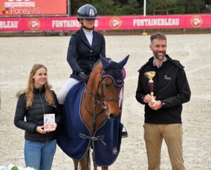 Zoé Maréchal et Berlioz d’Henann s’emparent de l’épreuve à 1,20 m du CSIP de Fontainebleau – ph. Sandrine Febvet