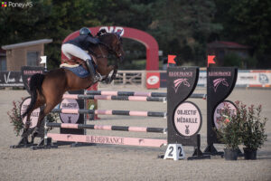 Double 0 et très rapides au barrage, Zoé Maréchal et Berlioz d’Henann s'offrent le Grand Prix du CSIP de Fontainebleau - ph. Marine Delie